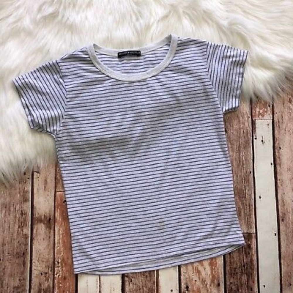 Brandy Melville t-shirt